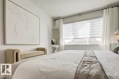 Interior photo 3 of 4039 207 ST NW