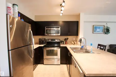 Interior photo 4 of #125 920 156 ST NW