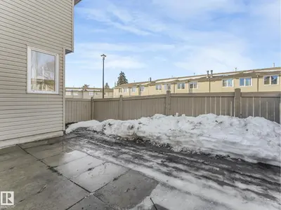 Interior photo 4 of 64 AKINSDALE GD N