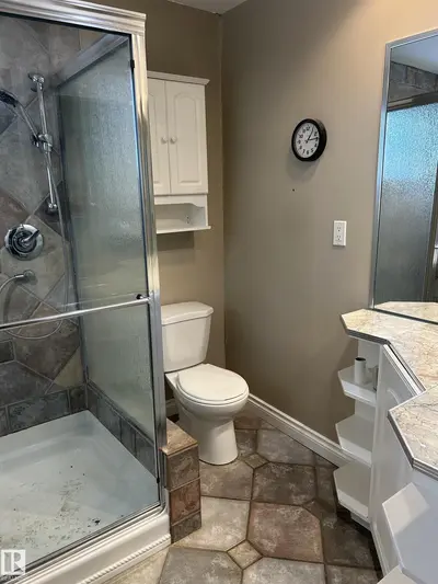 Interior photo 2 of 11243 125 Street NW