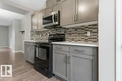 Interior photo 2 of #74 3305 ORCHARDS LI SW