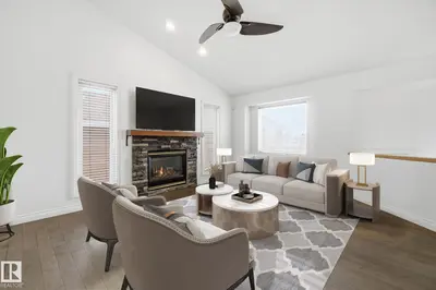 Interior photo 2 of 9 DEERFIELD CO