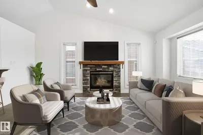 Interior photo 3 of 9 DEERFIELD CO