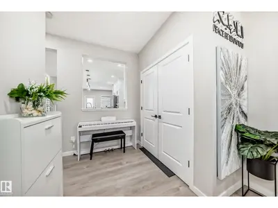 Interior photo 2 of 4930 HAWTHORN PL SW