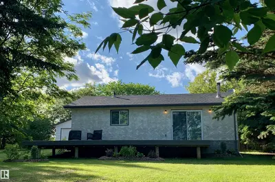 Interior photo 1 of 316 60417 Range Road 124