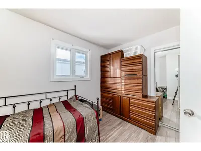 Interior photo 3 of 140 West View CR NW