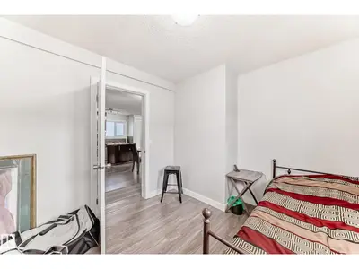 Interior photo 2 of 140 West View CR NW