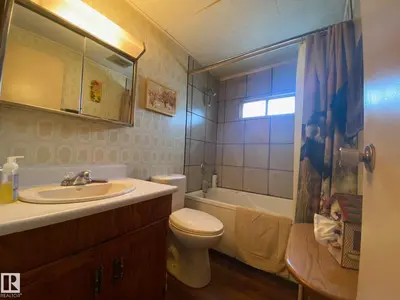 Interior photo 3 of 465069 RGE ROAD 240