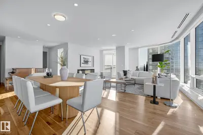 Interior photo 3 of #4704 10360 102 ST NW