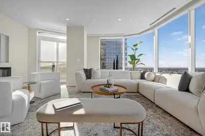 Interior photo 4 of #4704 10360 102 ST NW