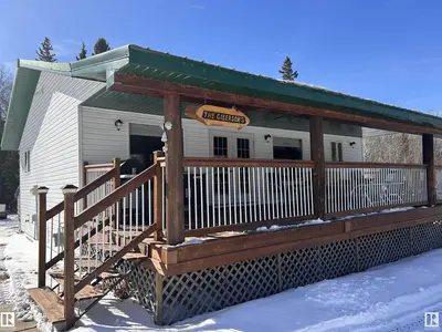 Interior photo 1 of 109 BROKEN PADDLE DR