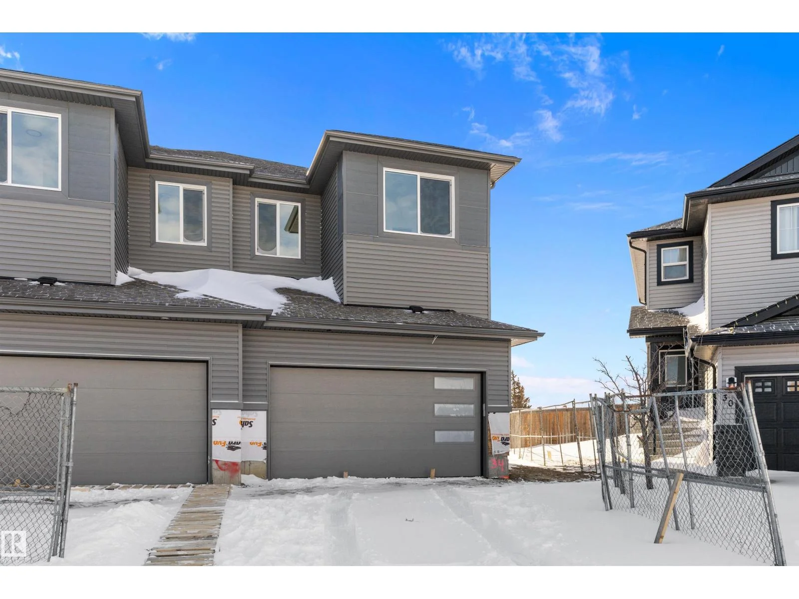 34 ASTORIA PL, Devon - 3 bedroom Duplex for sale