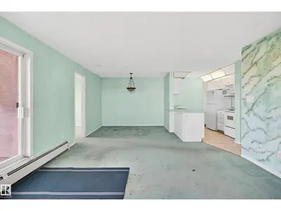 Interior photo 3 of #301 10511 42 AV NW