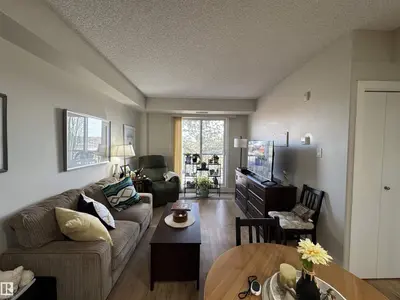 Interior photo 4 of #218 6608 28 AV NW