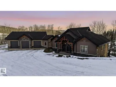 Interior photo 2 of #1 2421 TWP ROAD 522