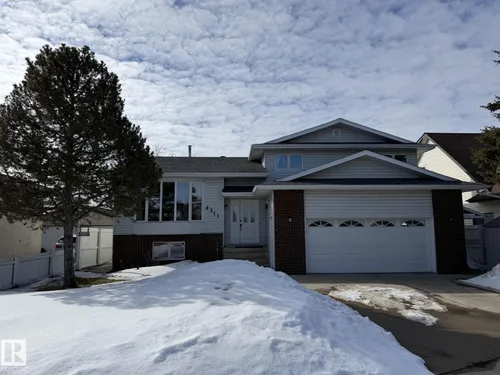 4311 49 AV, Barrhead - $419,000