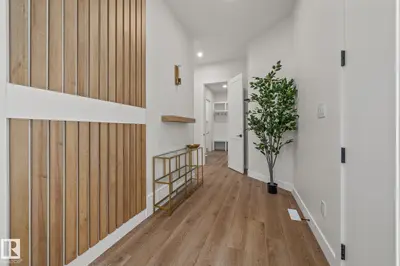 Interior photo 1 of 132 EDGEWATER CI