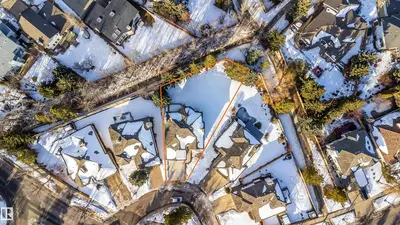 Interior photo 2 of 316 BURTON RD NW