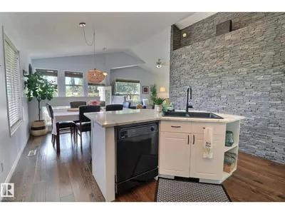 Interior photo 2 of 4343 MCMULLEN WY SW