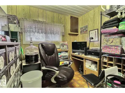 Interior photo 1 of 290 Juniper CR NW