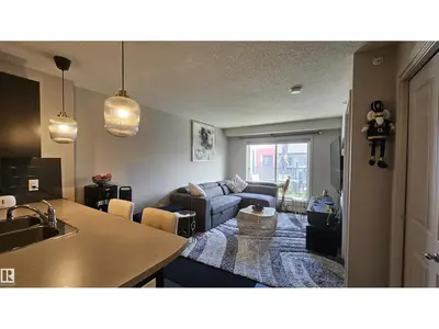 Interior photo 2 of #444 348 WINDERMERE RD NW