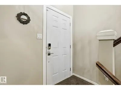 Interior photo 3 of 530 LEE RIDGE RD NW