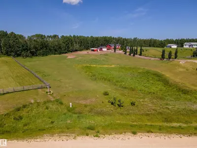 Interior photo 4 of 401 55108 RGE ROAD 15