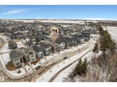 Interior photo 2 of 6111 CRAWFORD DR SW