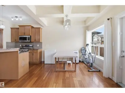 Interior photo 2 of 2923 16 ST NW