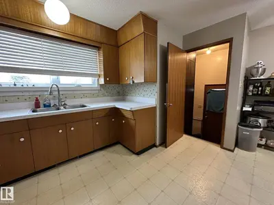 Interior photo 2 of 4405 51 ST