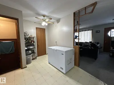 Interior photo 4 of 4405 51 ST