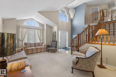 Interior photo 4 of 313 HEDLEY WY NW