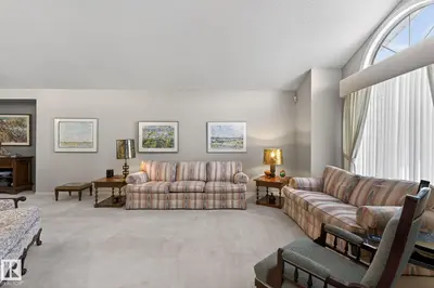 Interior photo 3 of 313 HEDLEY WY NW