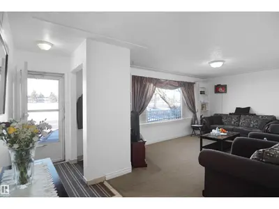 Interior photo 3 of 13007 93 ST NW