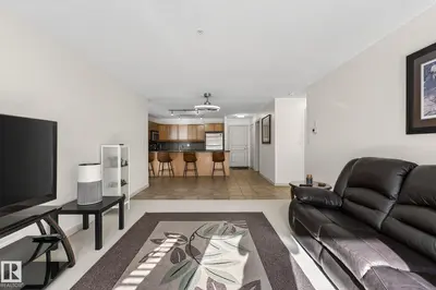 Interior photo 3 of #222 400 PALISADES WY