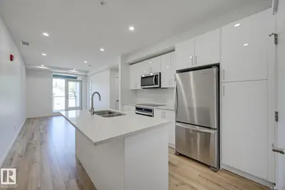 Interior photo 4 of #313 11503 76 AV NW