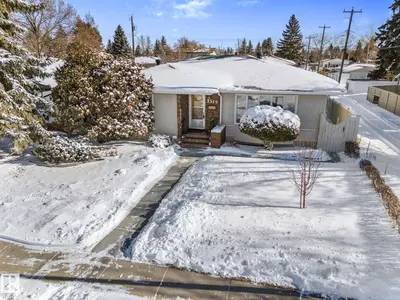Interior photo 3 of 3519 111B ST NW