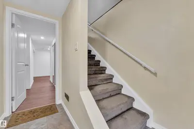 Interior photo 3 of 896 ABBOTTSFIELD RD NW NW