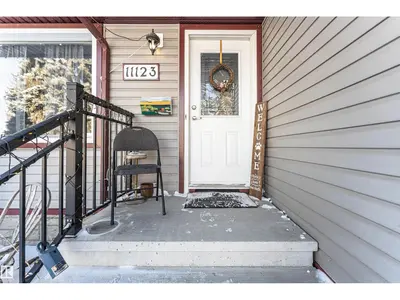 Interior photo 3 of 11123 50 AV NW