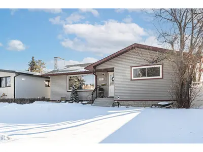 Interior photo 1 of 11123 50 AV NW