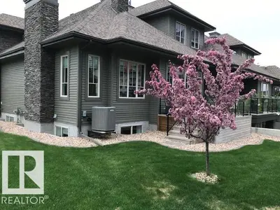 Interior photo 1 of 176 Ambleside DR SW