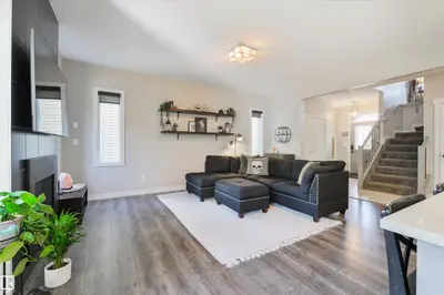 Interior photo 3 of 44 KENSINGTON CL