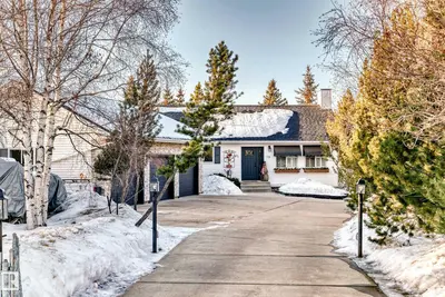 Interior photo 1 of 15 54315 RGE ROAD 251