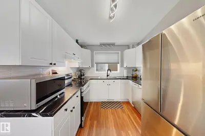 Interior photo 4 of 4515 149 AV NW