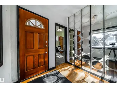 Interior photo 3 of 9832 85 Avenue NW