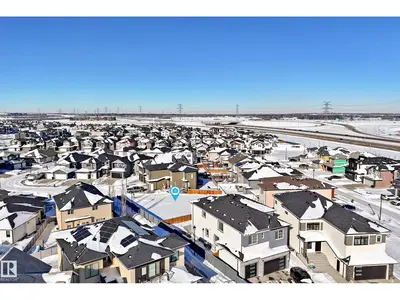 Interior photo 3 of 1004 148 AV NW