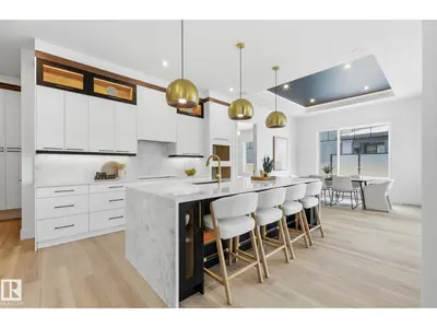 Interior photo 4 of 296 165 AV NE