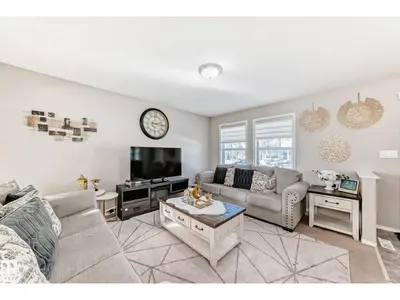 Interior photo 4 of 14043 151 AV NW