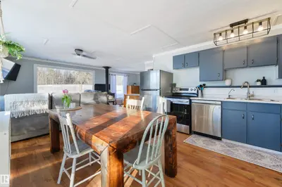 Interior photo 3 of 52309 RGE ROAD 22