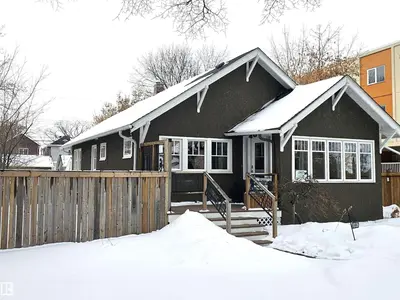 Interior photo 2 of 11036 125 ST NW